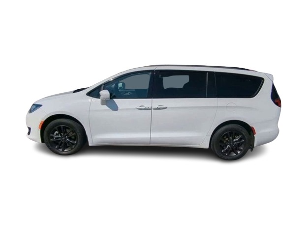 2020 Chrysler Pacifica Launch Edition 3