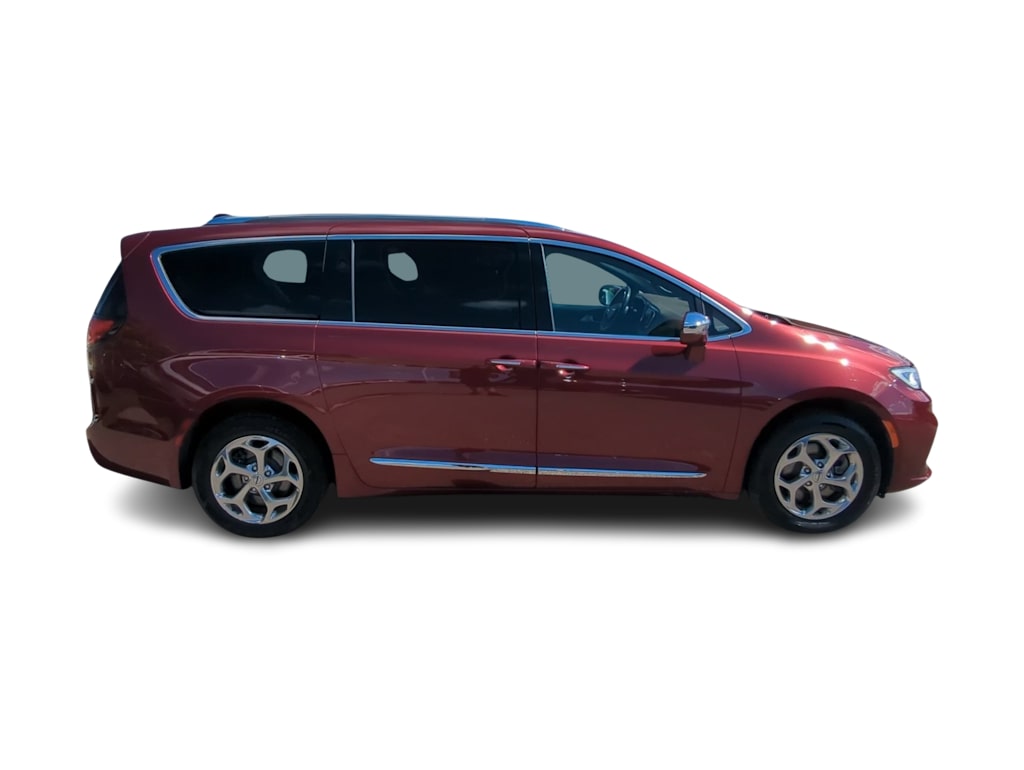 Thumbnail: 2021 Chrysler Pacifica - 21