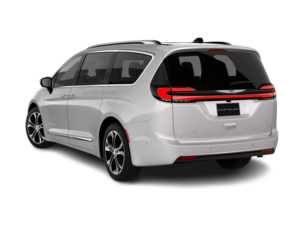 Thumbnail: 2026 Chrysler Pacifica - 4