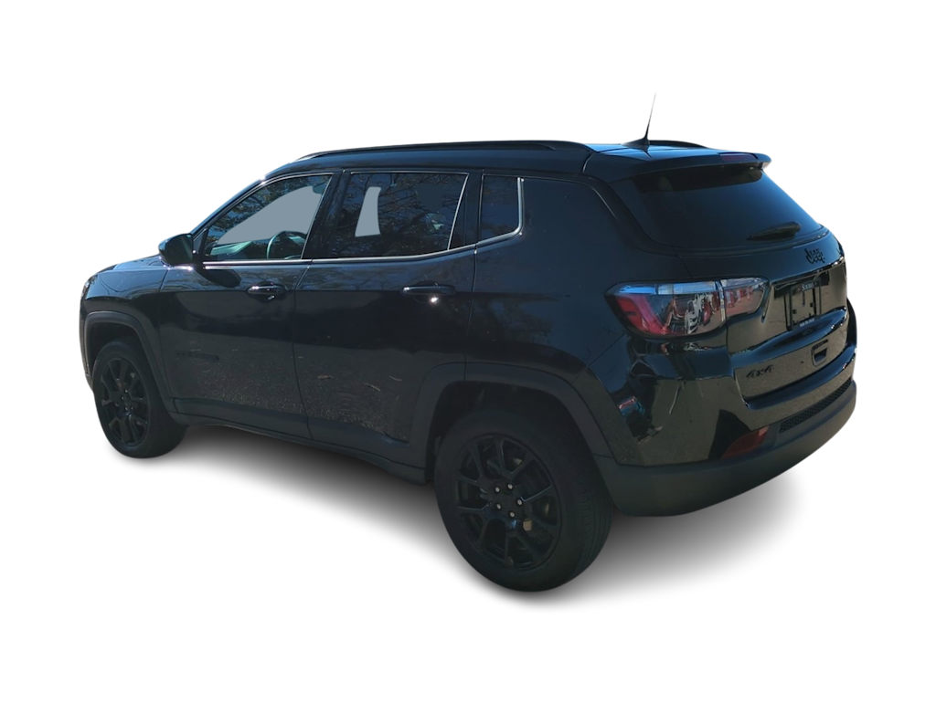 Thumbnail: 2022 Jeep Compass - 4