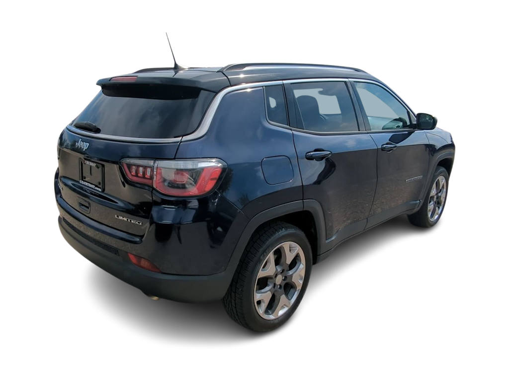 Thumbnail: 2019 Jeep Compass - 21