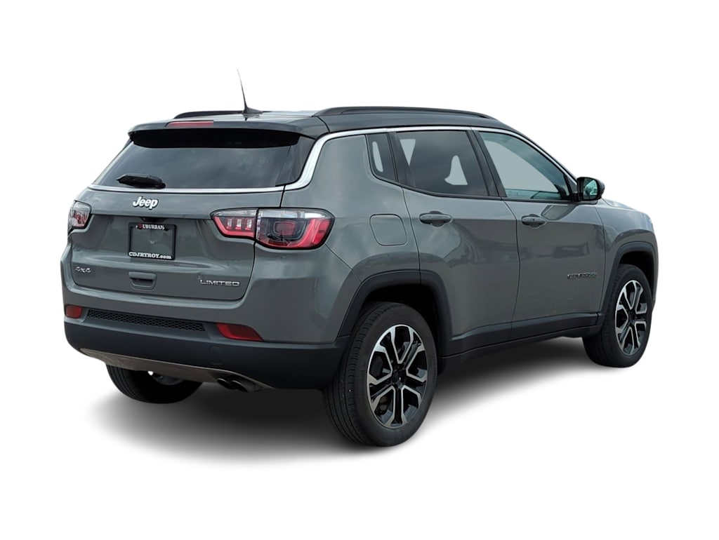 Thumbnail: 2022 Jeep Compass - 23