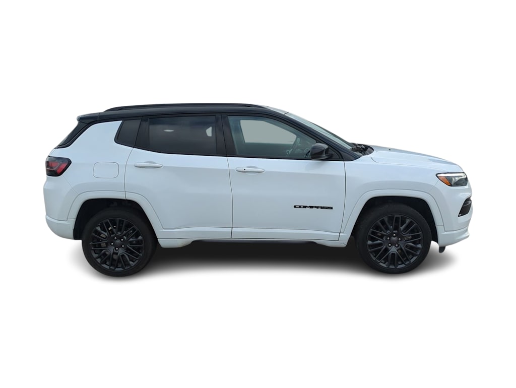 Thumbnail: 2022 Jeep Compass - 23