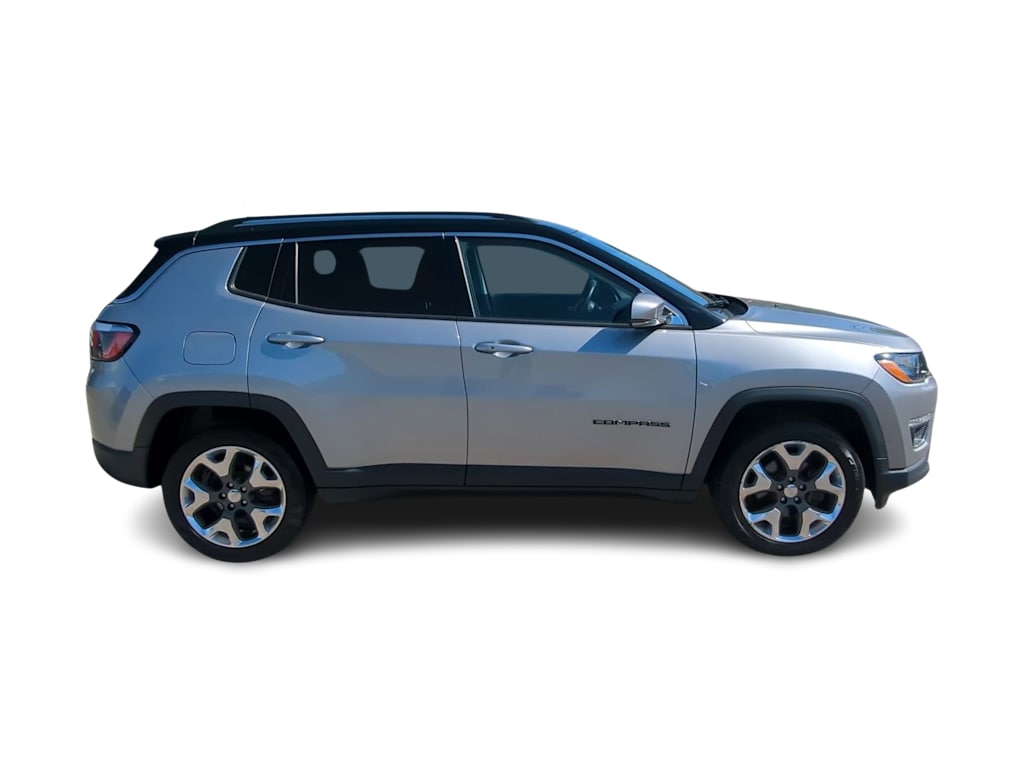 Thumbnail: 2018 Jeep Compass - 23