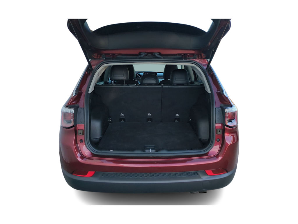 Thumbnail: 2022 Jeep Compass - 17