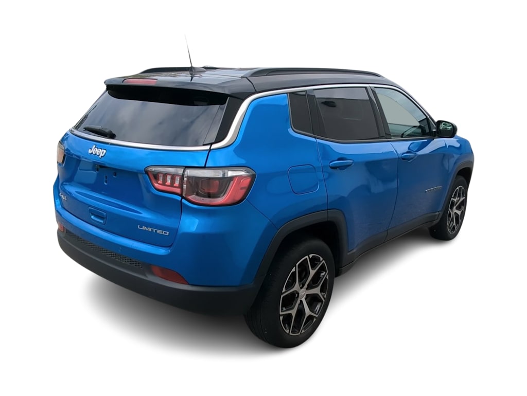 Thumbnail: 2024 Jeep Compass - 21