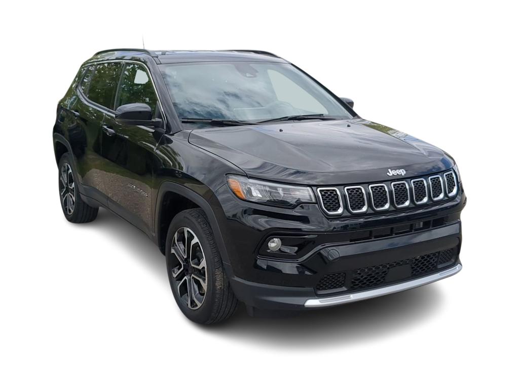 Thumbnail: 2023 Jeep Compass - 20