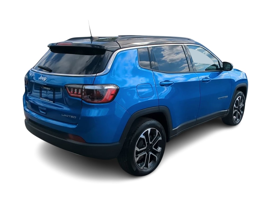 Thumbnail: 2023 Jeep Compass - 20