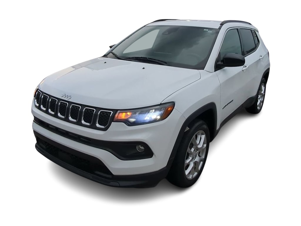 Thumbnail: 2023 Jeep Compass - 20