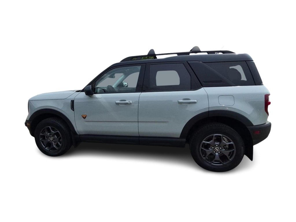 Thumbnail: 2022 Ford Bronco Sport - 3