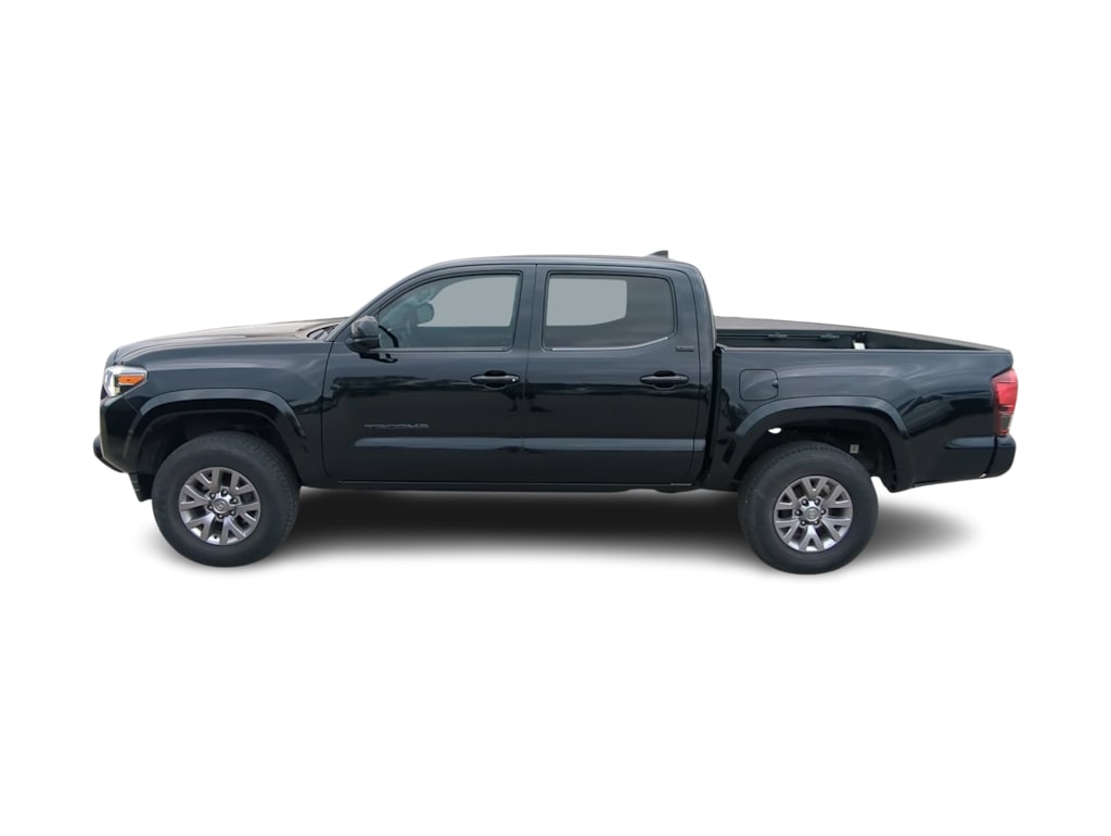 Thumbnail: 2019 Toyota Tacoma - 3