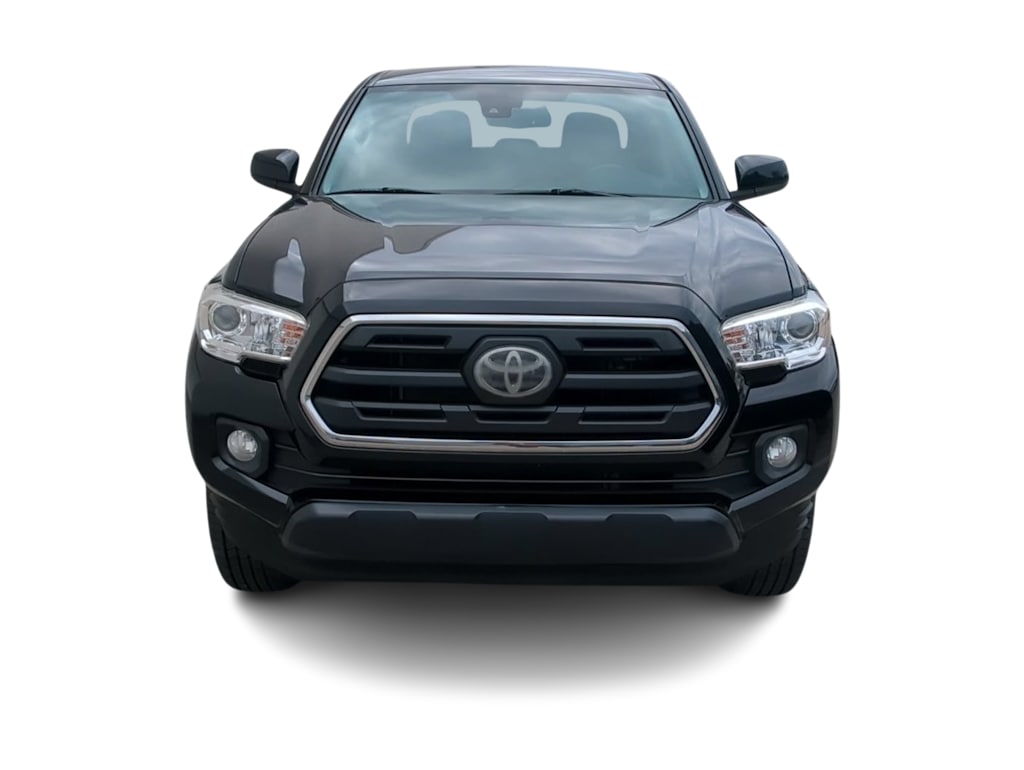 Thumbnail: 2019 Toyota Tacoma - 6