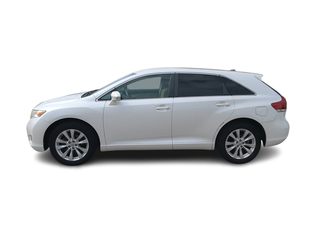 Thumbnail: 2013 Toyota Venza - 3