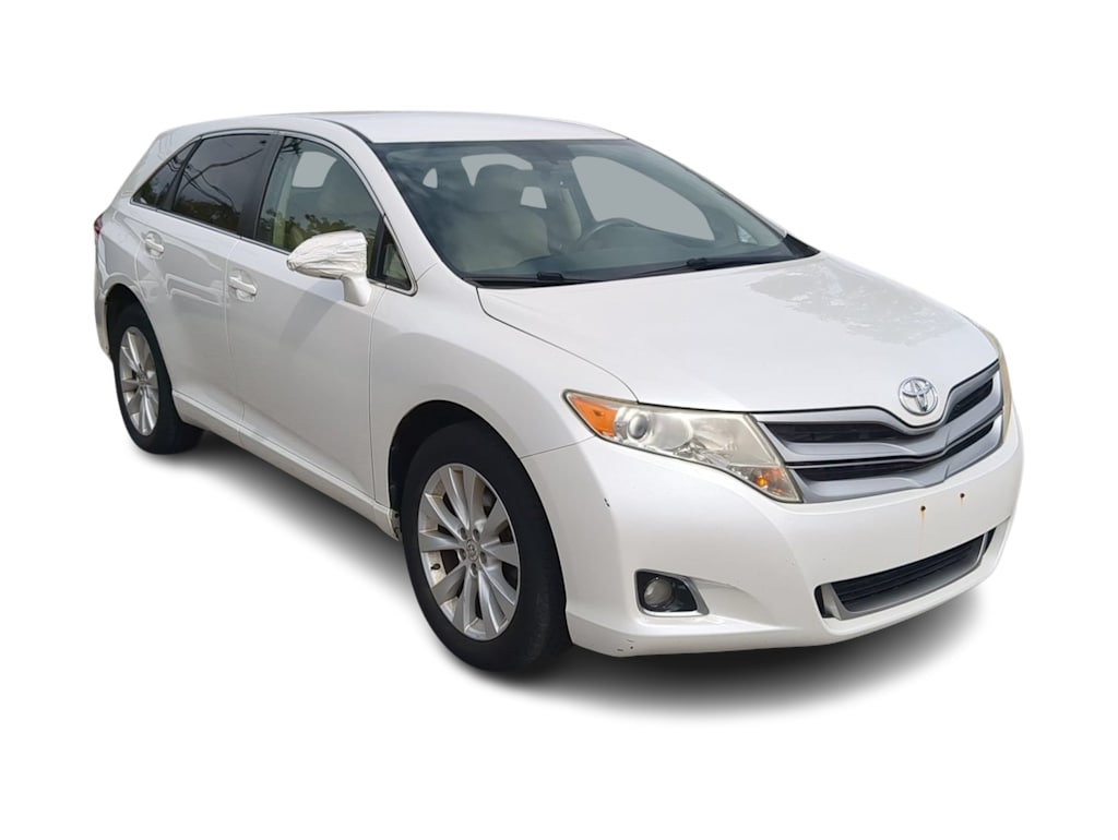 Thumbnail: 2013 Toyota Venza - 18