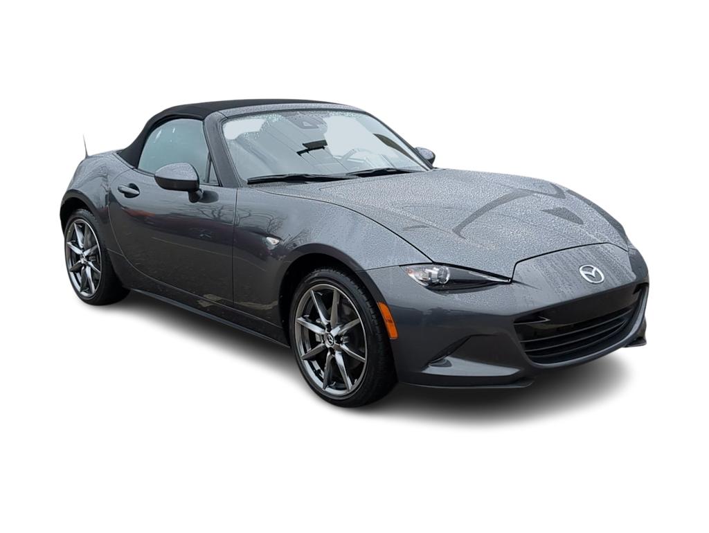 Thumbnail: 2021 Mazda MX-5 Miata - 16