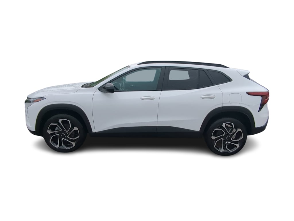 Thumbnail: 2025 Chevrolet Trax - 3