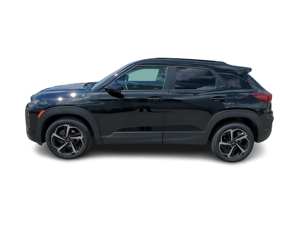 Thumbnail: 2022 Chevrolet TrailBlazer - 3