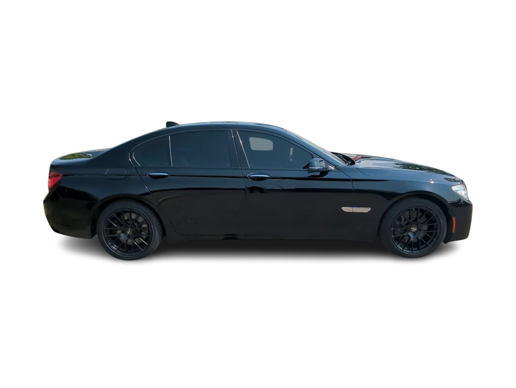 Thumbnail: 2014 BMW 7 Series - 22