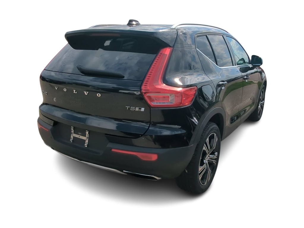 Thumbnail: 2020 Volvo XC40 - 20