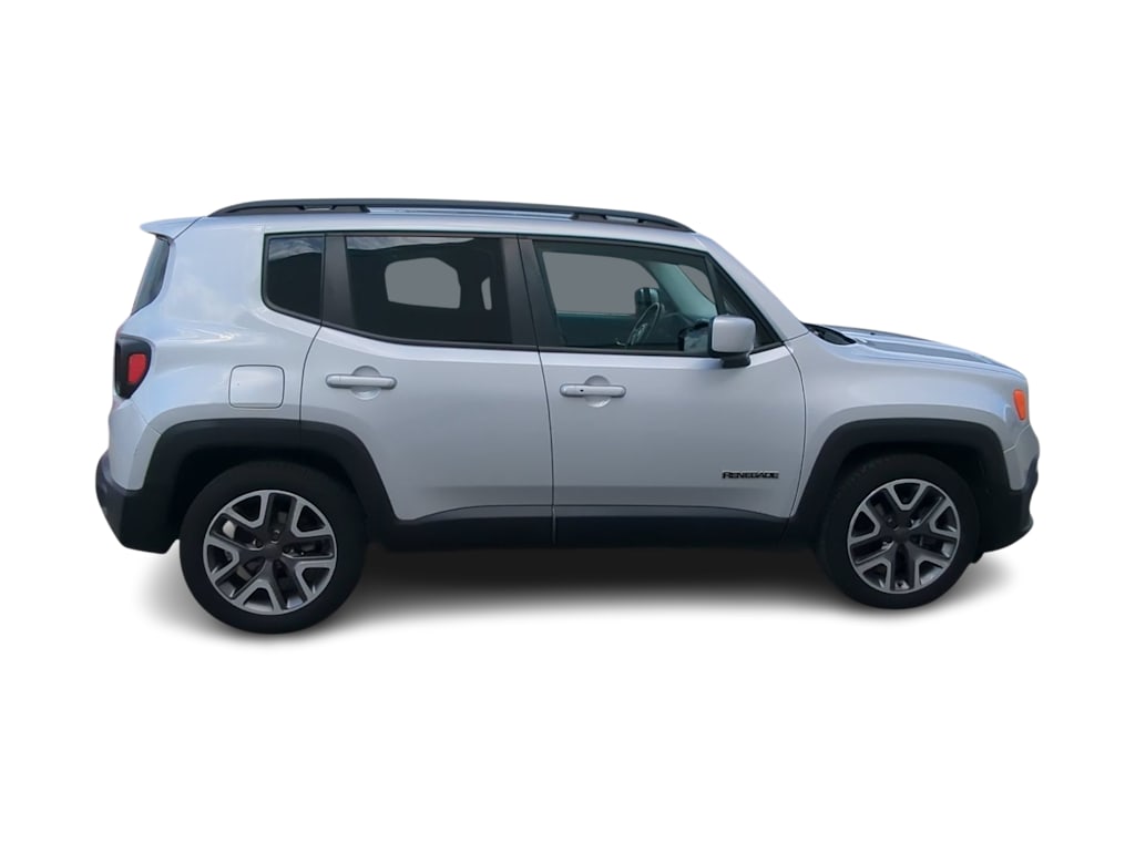 Thumbnail: 2015 Jeep Renegade - 21