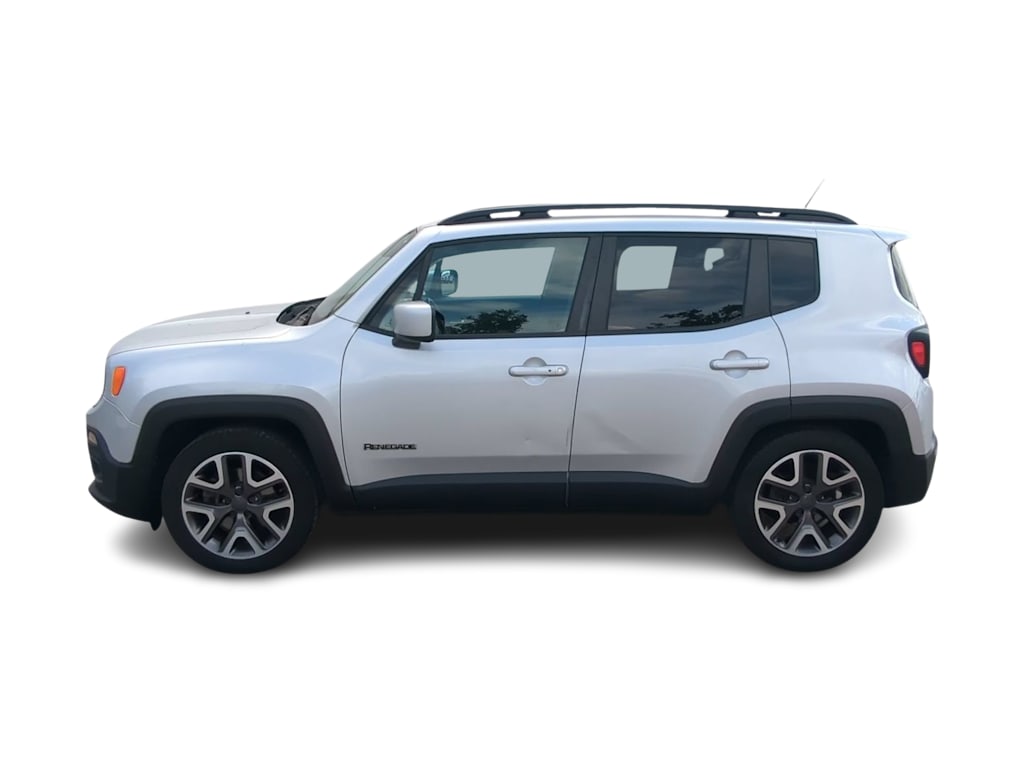 Thumbnail: 2015 Jeep Renegade - 3