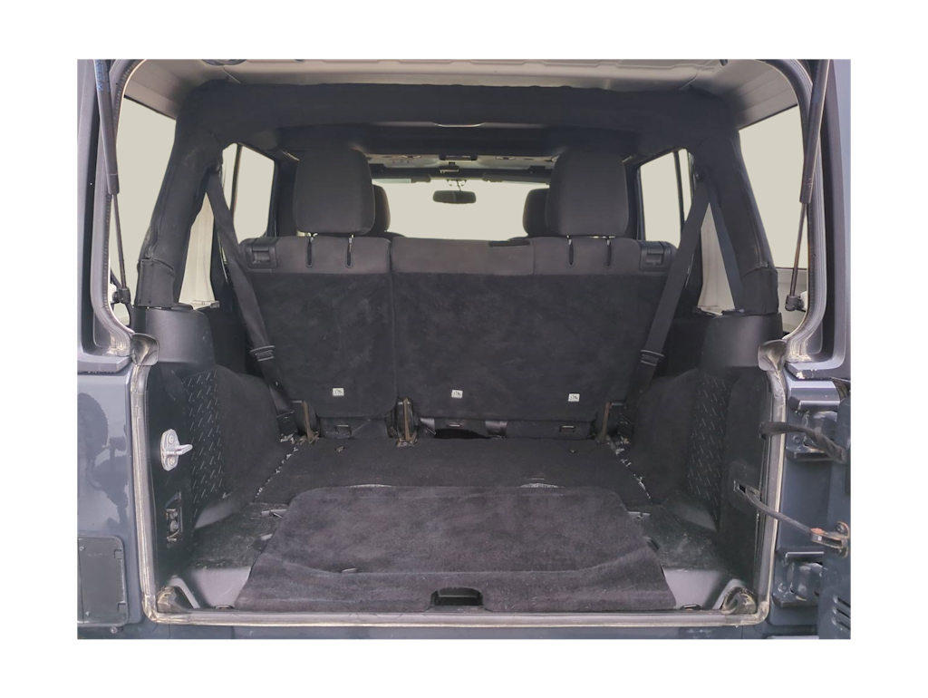 Thumbnail: 2017 Jeep Wrangler - 17