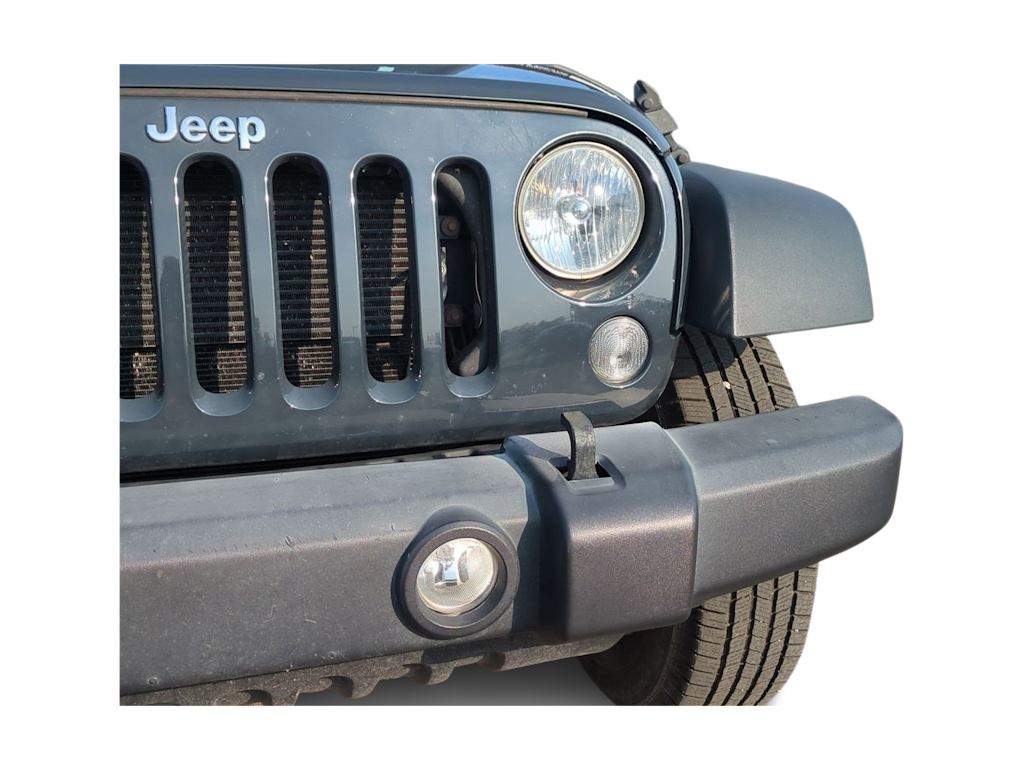 Thumbnail: 2017 Jeep Wrangler - 23