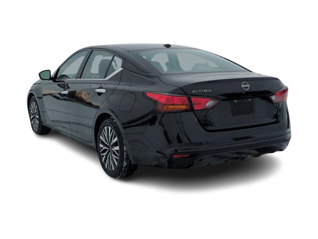 Thumbnail: 2024 Nissan Altima - 4