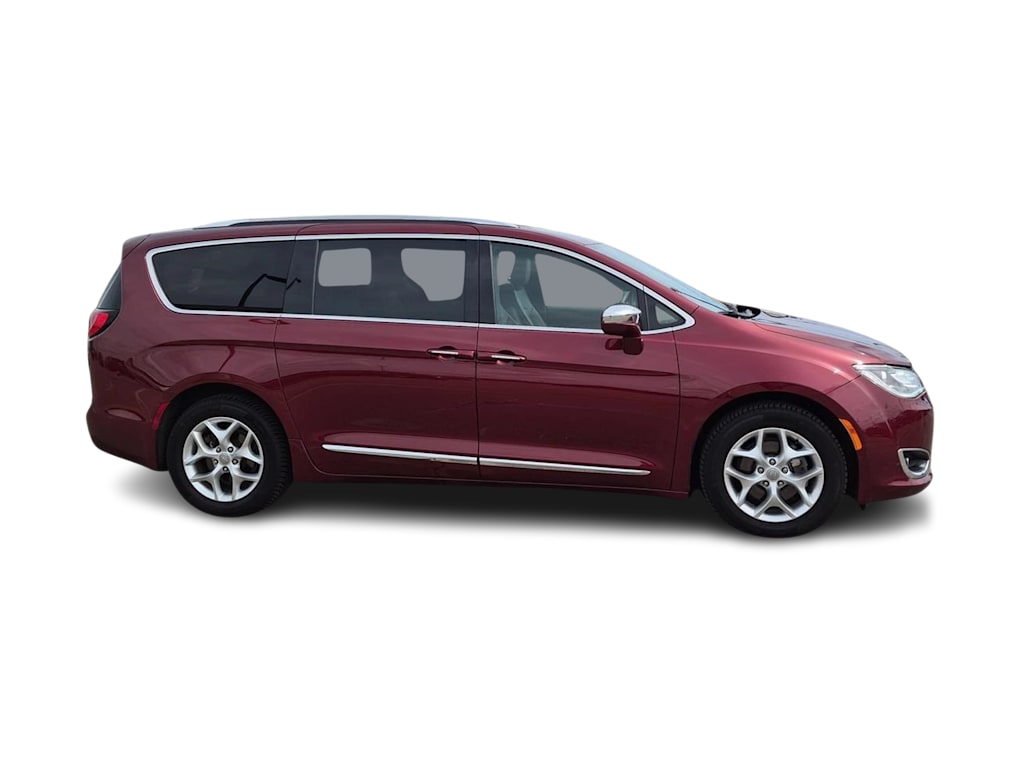 Thumbnail: 2020 Chrysler Pacifica - 20