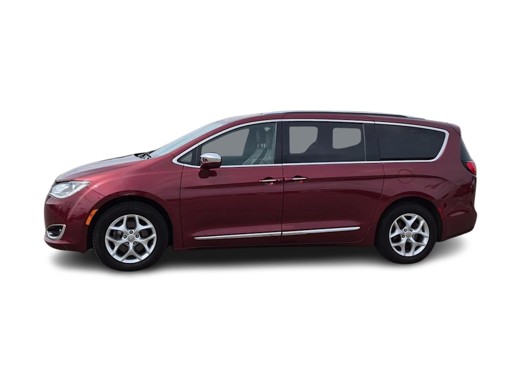 Thumbnail: 2020 Chrysler Pacifica - 3
