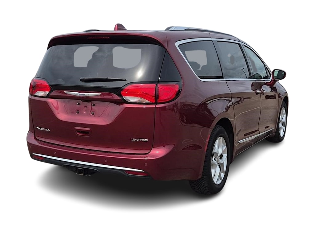 Thumbnail: 2020 Chrysler Pacifica - 19