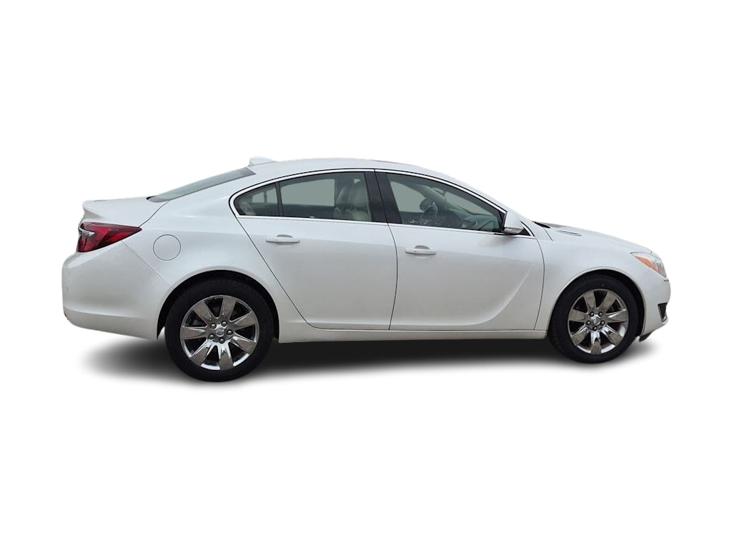Thumbnail: 2016 Buick Regal - 22