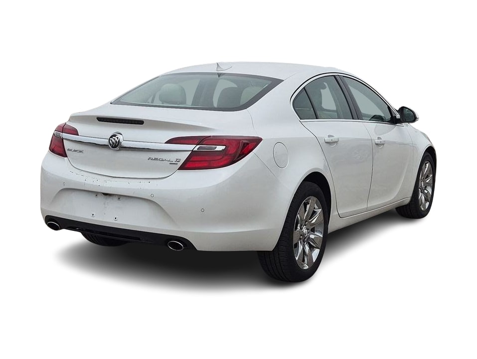 Thumbnail: 2016 Buick Regal - 21