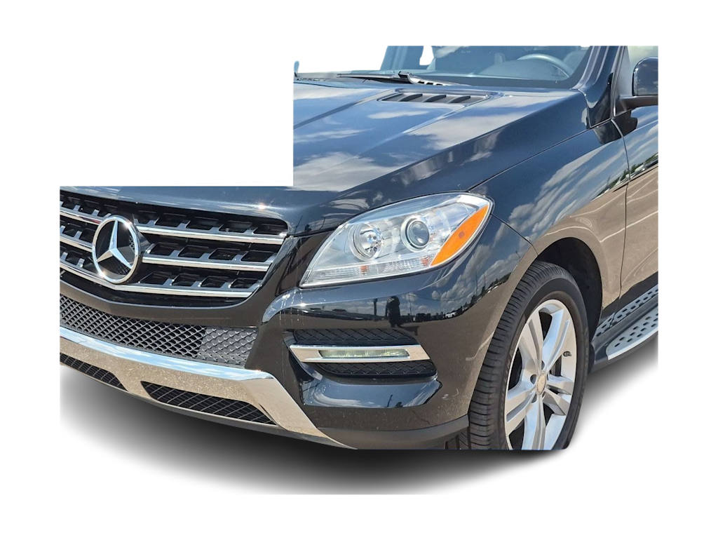 Thumbnail: 2015 Mercedes-Benz M-Class - 20
