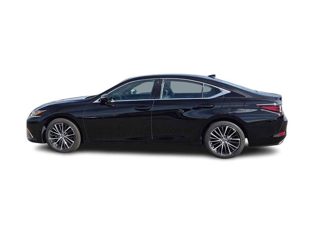 Thumbnail: 2025 Lexus ES - 3