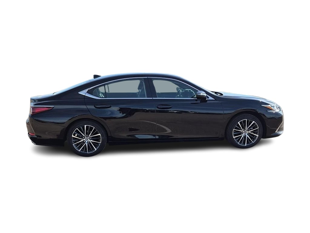 Thumbnail: 2025 Lexus ES - 21