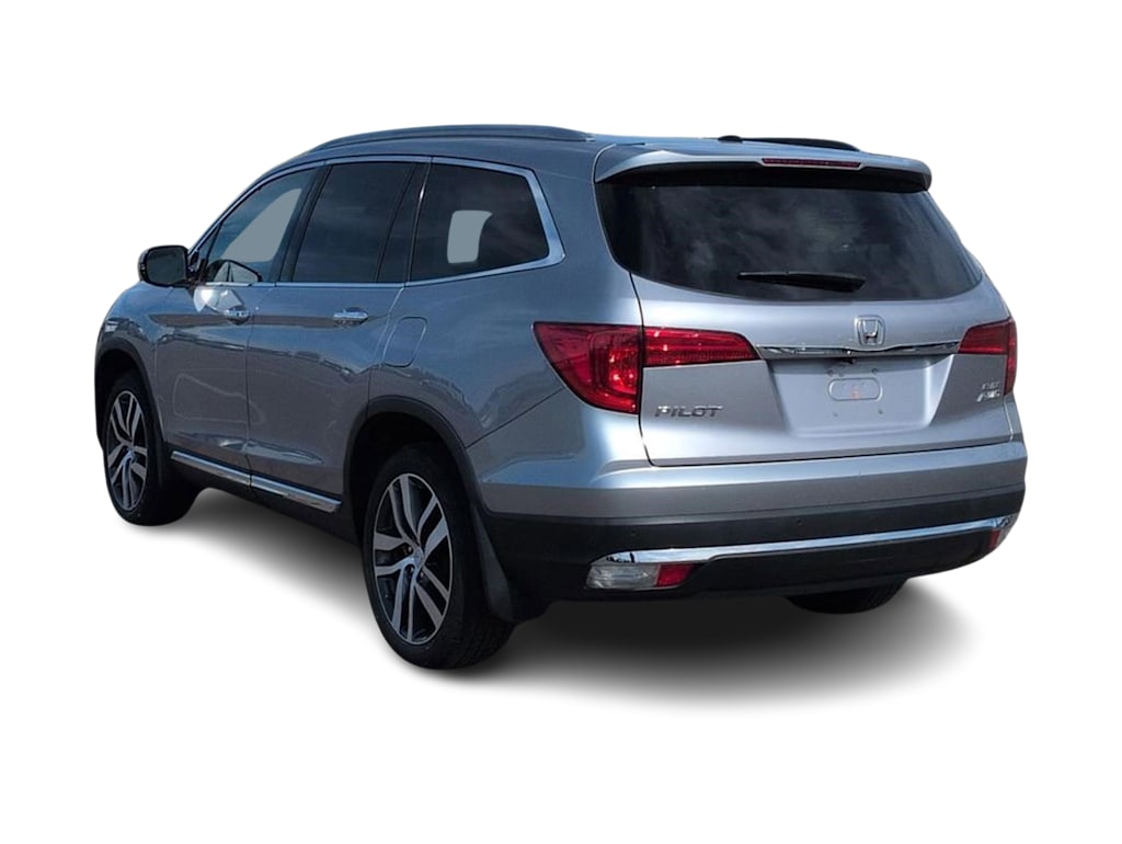 Thumbnail: 2017 Honda Pilot - 4