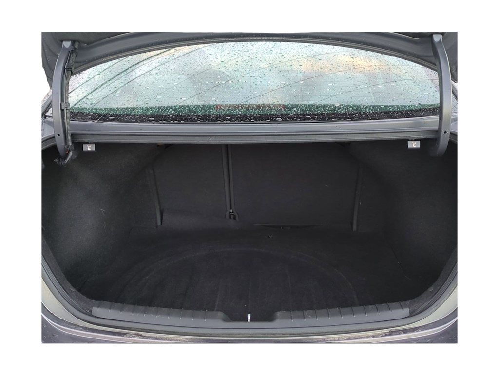 Thumbnail: 2018 Hyundai Elantra - 17