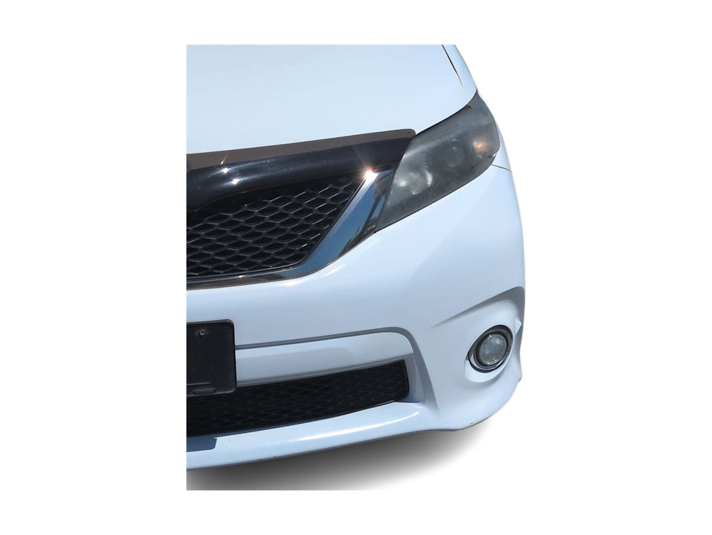 Thumbnail: 2013 Toyota Sienna - 20