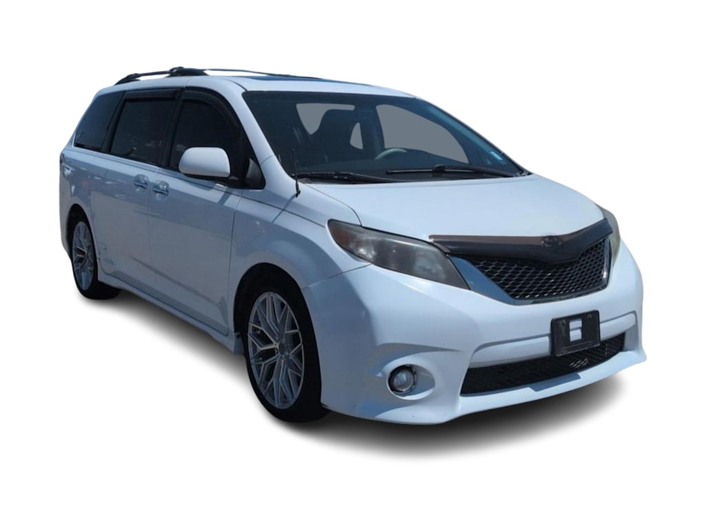 Thumbnail: 2013 Toyota Sienna - 19