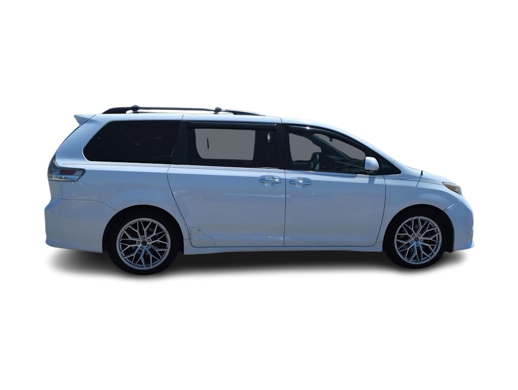 Thumbnail: 2013 Toyota Sienna - 18
