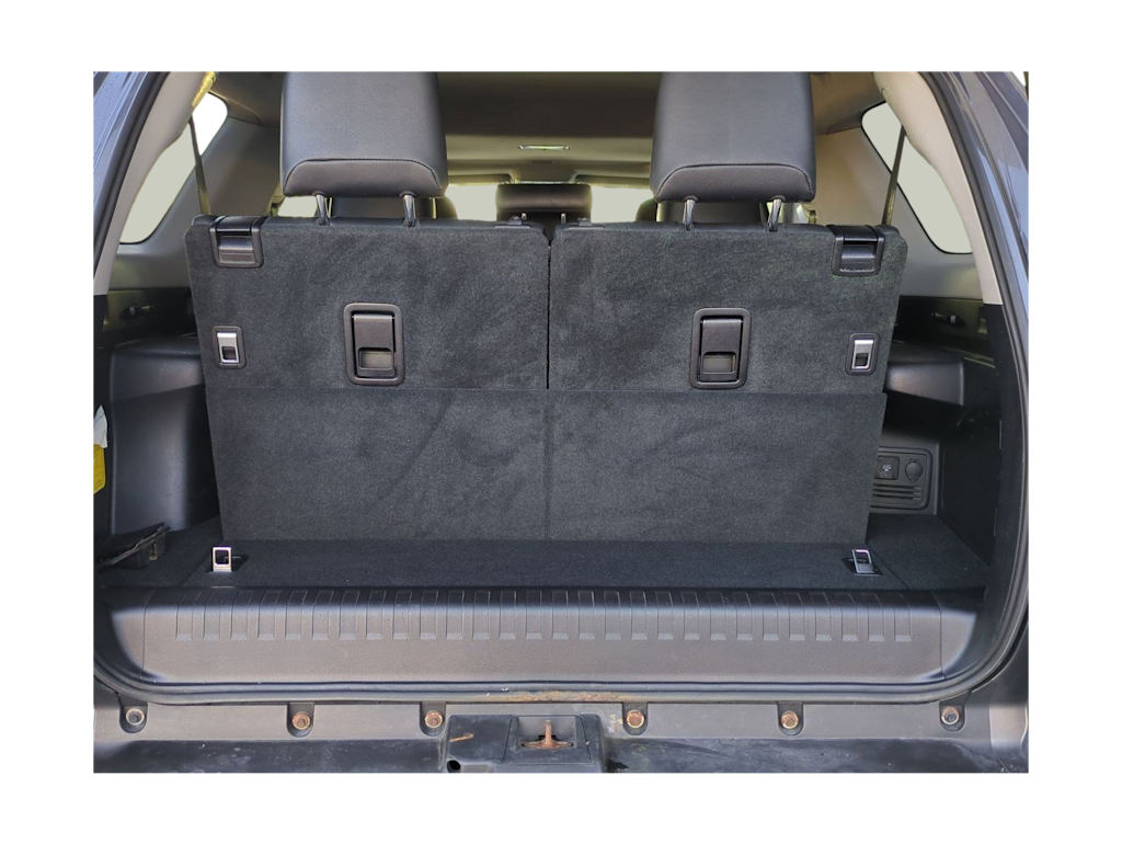 Thumbnail: 2011 Toyota 4Runner - 17