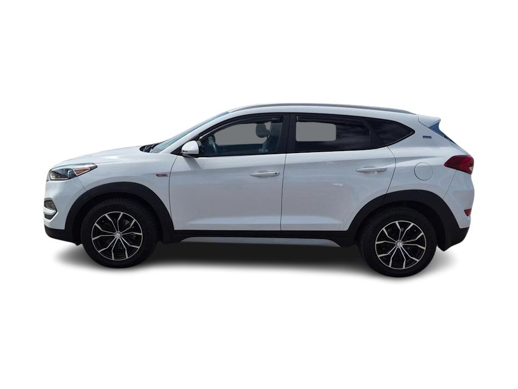 Thumbnail: 2017 Hyundai Tucson - 3
