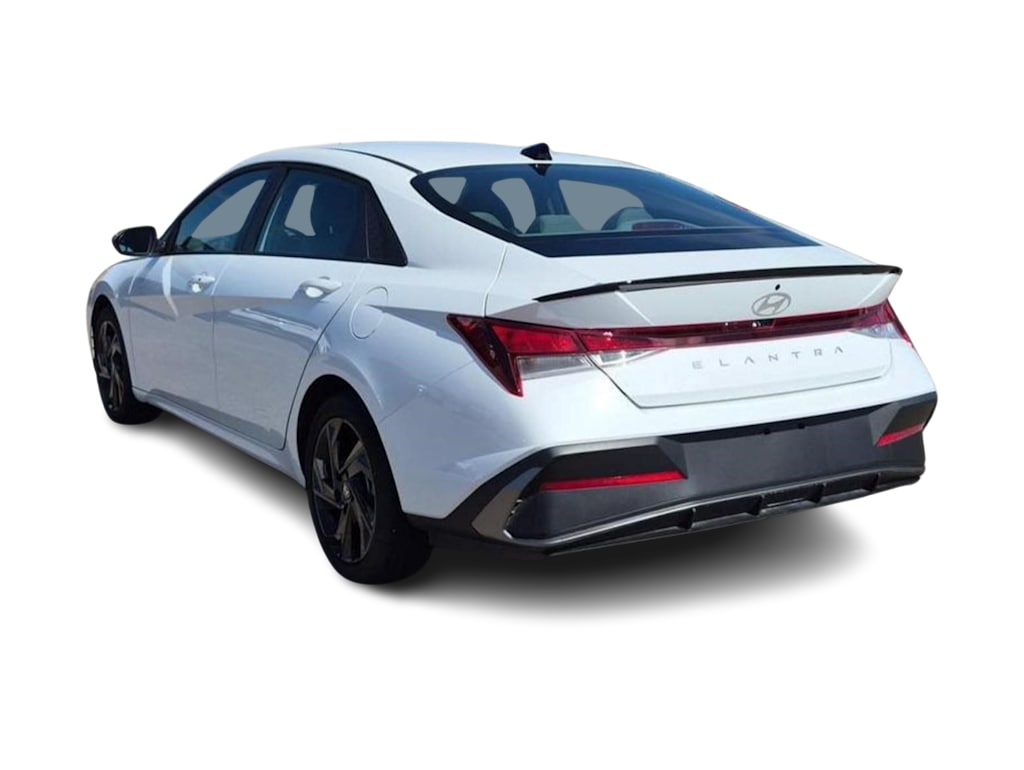 Thumbnail: 2026 Hyundai Elantra - 4
