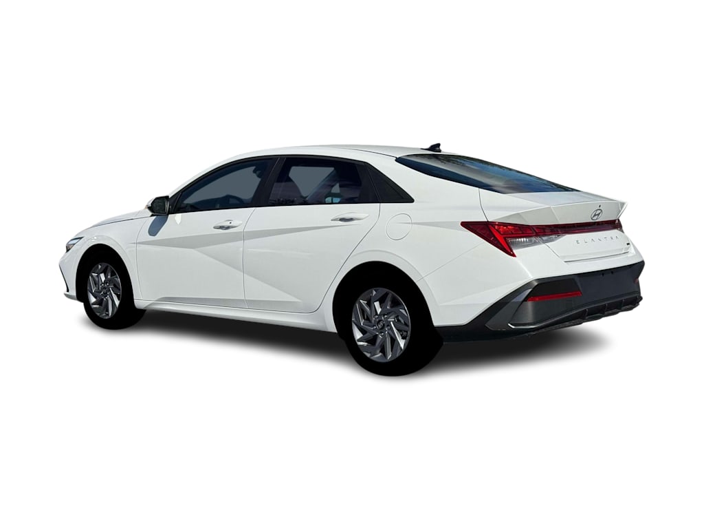 Thumbnail: 2026 Hyundai Elantra - 4
