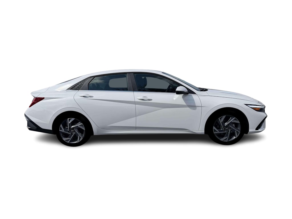 Thumbnail: 2026 Hyundai Elantra - 16