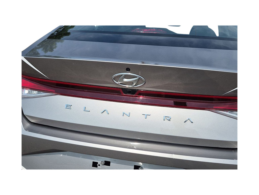 Thumbnail: 2023 Hyundai Elantra - 26