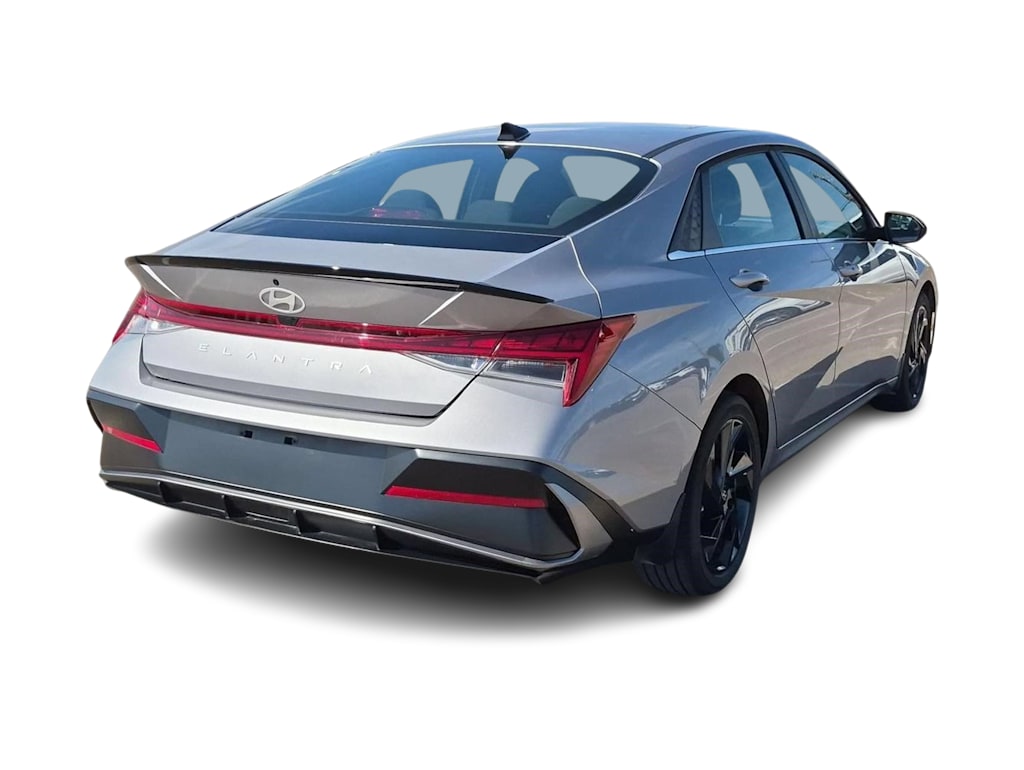 Thumbnail: 2026 Hyundai Elantra - 18