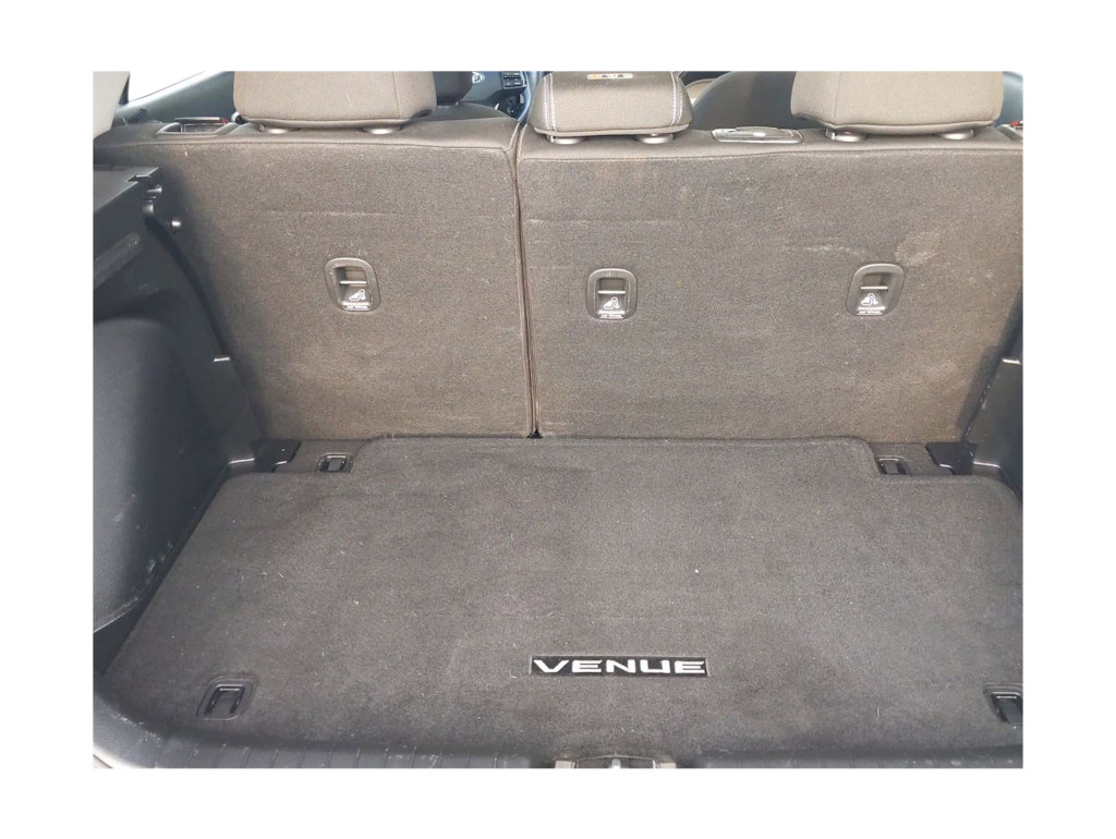 Thumbnail: 2022 Hyundai Venue - 17