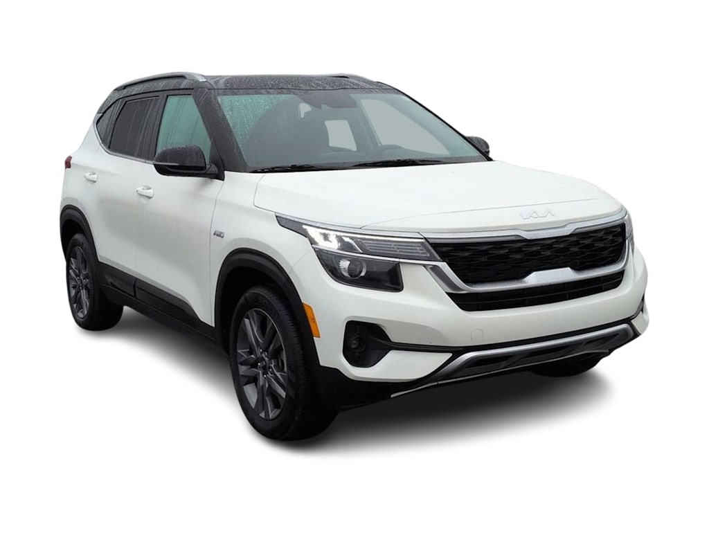 Thumbnail: 2023 Kia Seltos - 23